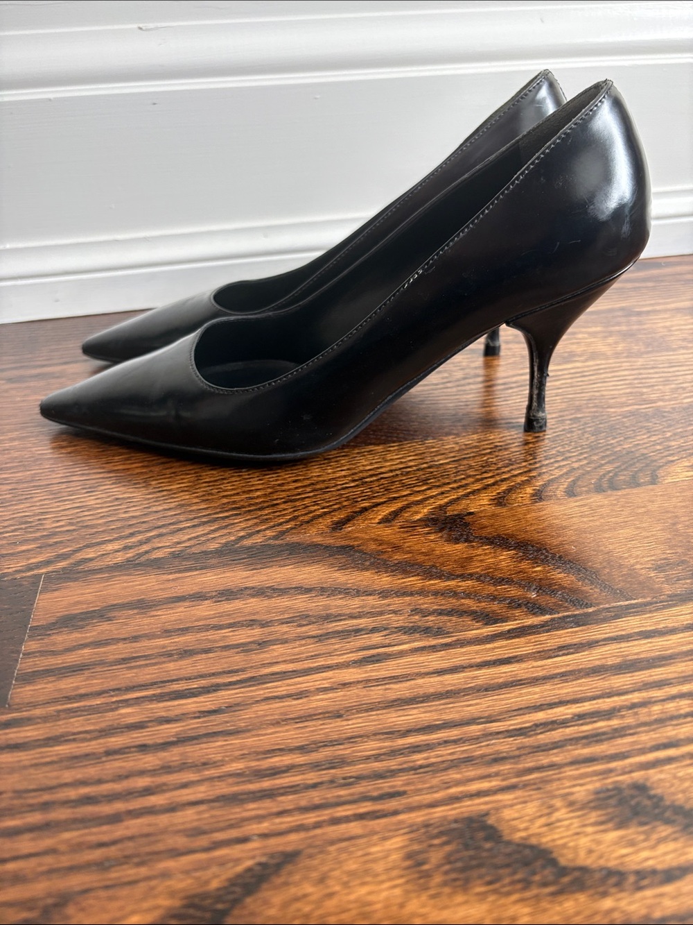 Prada Black Leather Pump